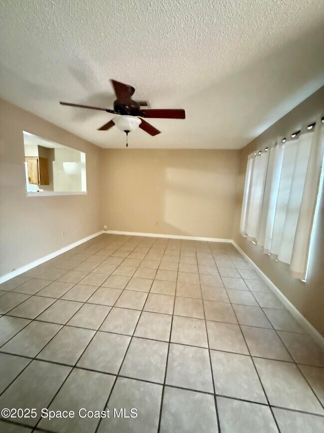 45 W Towne Pl in Titusville, FL - Building Photo - Building Photo