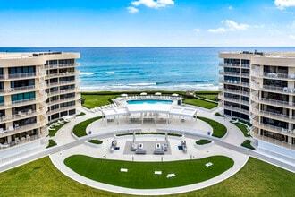 3400 S Ocean Blvd in Palm Beach, FL - Building Photo - Building Photo