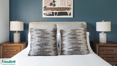 2825 Main St, Unit 915 in Buda, TX - Foto de edificio - Building Photo