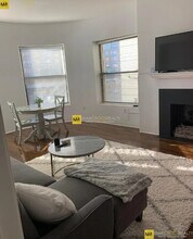66 Beacon St, Unit Beacon St in Boston, MA - Building Photo - Building Photo