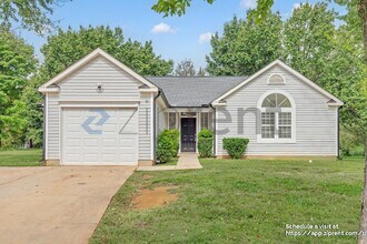 4711 Avalon Forest Ln in Charlotte, NC - Building Photo - Building Photo