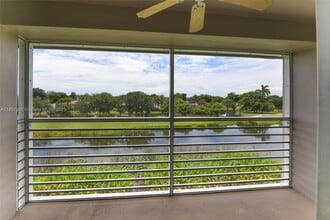 2471 SW 82nd Ave in Davie, FL - Building Photo - Building Photo