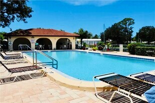 150 Englewood Isles Pky, Unit 303 in Englewood, FL - Building Photo