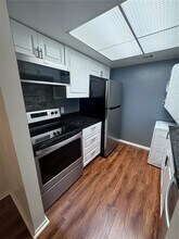 700 E Airport Blvd-Unit -H5 in Sanford, FL - Building Photo - Building Photo