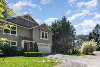 845 Front St S in Issaquah, WA - Building Photo - Building Photo