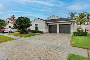 19177 NW 19th St in Pembroke Pines, FL - Building Photo