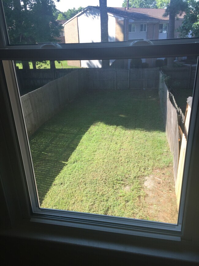 5627 Carisbrooke Ln Rentals in Portsmouth, VA