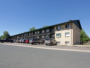 Sheridan South in Denver, CO - Foto de edificio - Building Photo