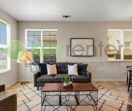 209 Needle Ct in Roseville, CA - Building Photo - Building Photo