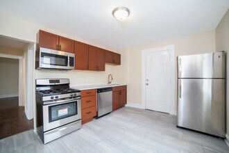 3092 S Lyman St, Unit 3R in Chicago, IL - Foto de edificio - Building Photo