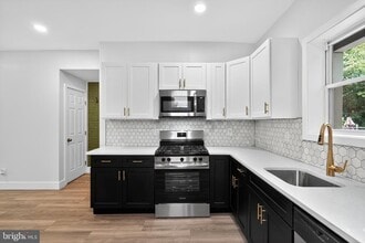 283 Walnut St in Camden, NJ - Building Photo - Building Photo