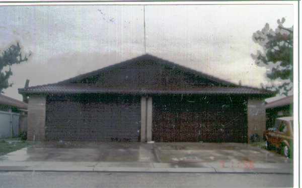 9413 Fox Creek Dr in Stockton, CA - Building Photo