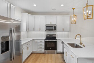 556 Leesville Rd in Lynchburg, VA - Building Photo - Building Photo
