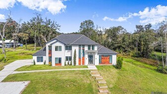 9825 Fawn Vw Dr in Baton Rouge, LA - Building Photo