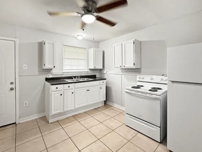 524 Starrett Rd in River Ridge, LA - Building Photo - Building Photo