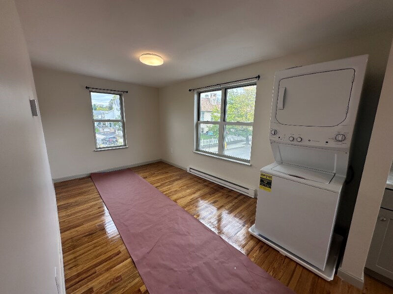 55 Highland St in Worcester, MA - Building Photo