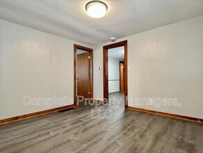 510 St Peter Ave in Albert Lea, MN - Foto de edificio - Building Photo