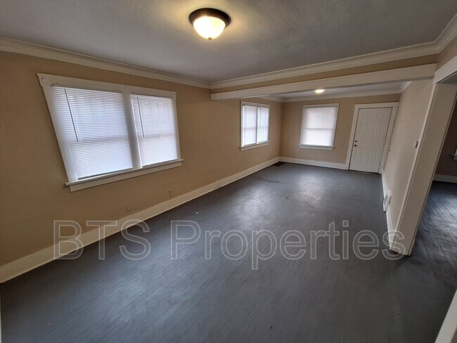 1900 N Missouri Ave in Peoria, IL - Building Photo - Building Photo
