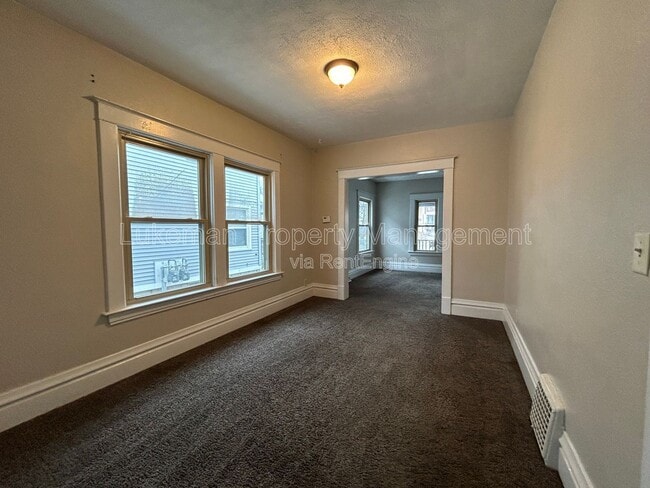 1832 S Burdick St in Kalamazoo, MI - Building Photo - Building Photo