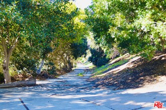 28811 Pacific Coast Hwy in Malibu, CA - Building Photo - Building Photo