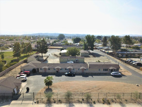 950 E Main St in San Jacinto, CA - Building Photo - Other