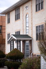 111 W 17th St in Scottsbluff, NE - Foto de edificio - Building Photo
