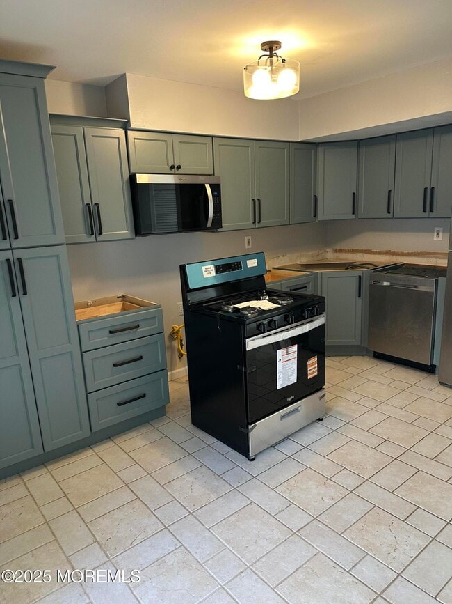 property at 105 Creek Rd