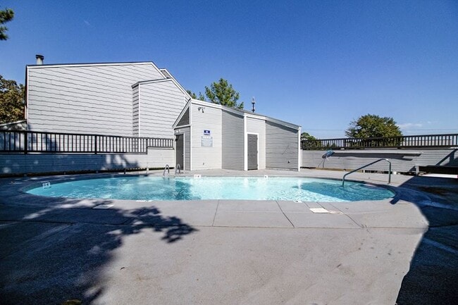 401 Shadow Oaks Dr in Sherwood, AR - Building Photo - Building Photo