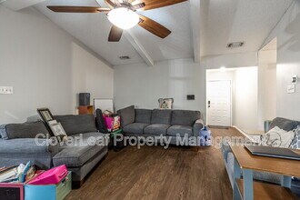 1242 Hollyhock Ln in New Braunfels, TX - Building Photo - Building Photo