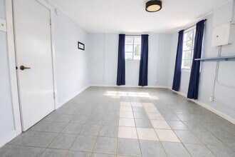 1300 1/2-1302 N 8th St in Fort Smith, AR - Building Photo - Building Photo