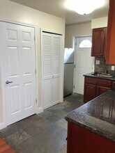 1800 S 8th St, Unit 2 in Philadelphia, PA - Building Photo - Building Photo