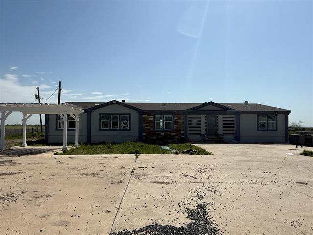 10546 Hames Rd in Pilot Point, TX - Building Photo