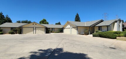 4629 N Charles Ave, Unit 102 in Fresno, CA - Building Photo - Building Photo