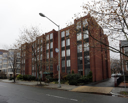 1318 22nd St NW Apartamentos