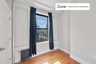 Room in Shared 2 bed/1 bath home in New York, NY - Building Photo