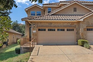 506 Hummingbird Ln in Austin, TX - Building Photo