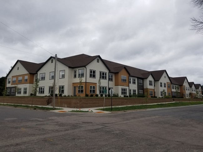 Garden Terrace Apartments in La crosse, WI - Foto de edificio - Building Photo