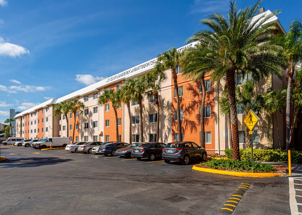 Cutler Gardens Apartments in Cutler Bay, FL