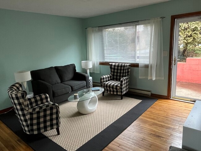 1413 Grace St in Charlottesville, VA - Building Photo - Building Photo