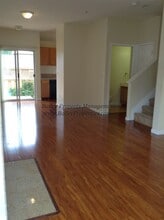 19 Mary Case Ln in Santa Cruz, CA - Building Photo - Building Photo