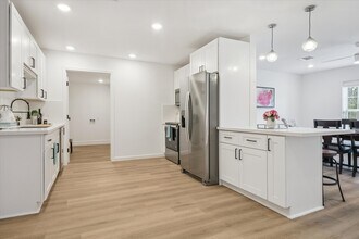 9206 St Lo Rd in Houston, TX - Building Photo - Building Photo