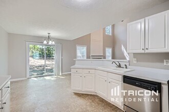 79 Greenland Dr in Mcdonough, GA - Building Photo - Building Photo