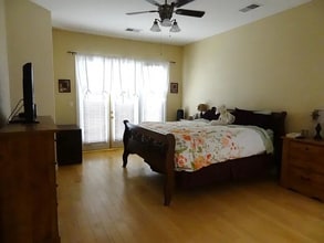 6304 Galena Falls Ct in Bakersfield, CA - Building Photo - Building Photo