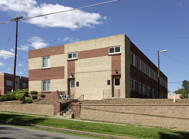 2755 W 23rd Ave in Denver, CO - Foto de edificio - Building Photo