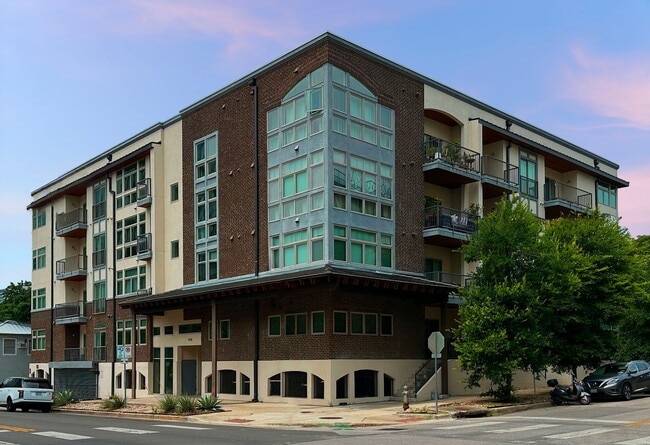 property at 908 Nueces St