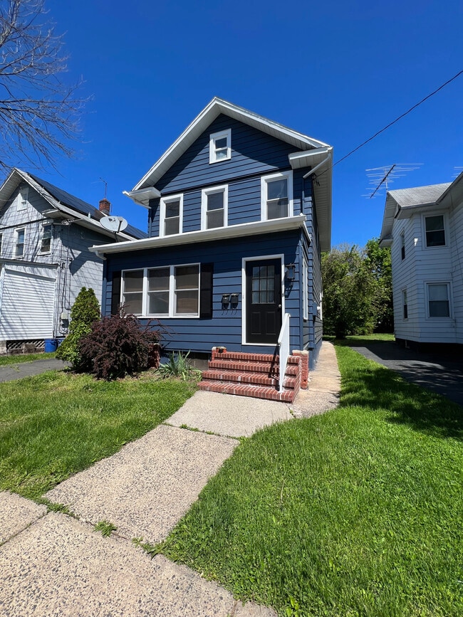 property at 18 Reimer St