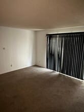 3350 Santa Maria Way, Unit Quail Meadows 201A in Santa Maria, CA - Building Photo - Building Photo
