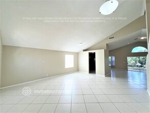 449 Woodview Cir in Palm Beach Gardens, FL - Building Photo - Building Photo