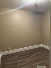 115 W Main St in Newcomerstown, OH - Building Photo - Building Photo