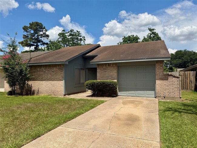 property at 12618 Ridgelow Ln